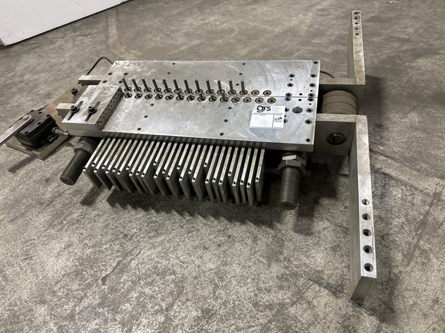 Image for High-Precision Multi-Line Dispensing Head / Production Die