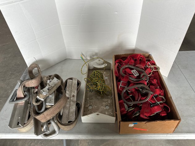 Image for Concrete Skimmer with Industrial Load Tie Downs & Straps
