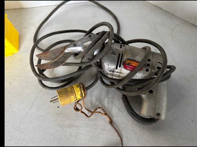 Image for Corded Wire Cutter with (8) Plastic Organizers