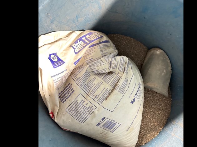 Image for Safe T Sorb Absorbent in Rolling Drum with Scoop