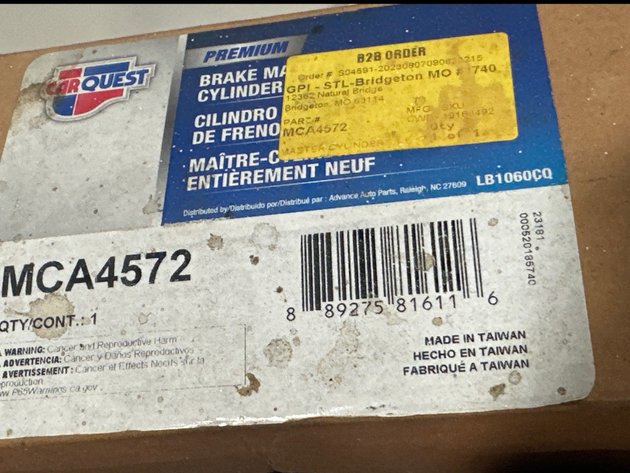 Image for Bendix Valve, Carquest Master Cylinder & Automotive Parts Lot