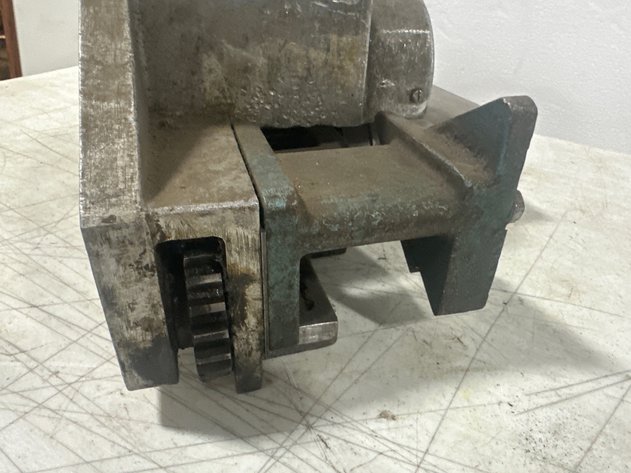 Image for Lockformer S Cleat Slitting Attachment