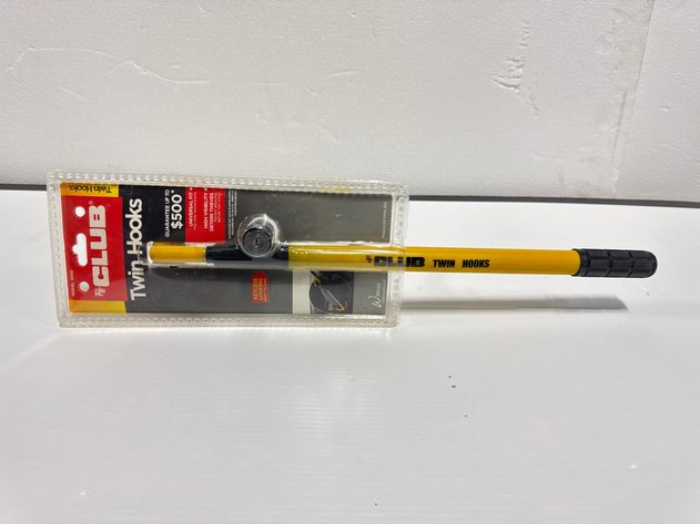 Image for THE CLUB Twin Hooks Steering Wheel Lock Model 3000