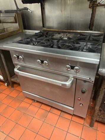 Image for 6-Burner Commercial Gas Range with Oven Base