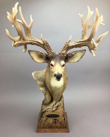 Alderfer Online: Mill Creek Studios Wildlife Sculptures Auction