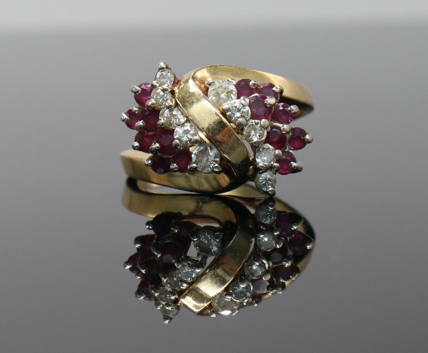 Image for Jewelry | April 29, 2020 at 8:00 PM