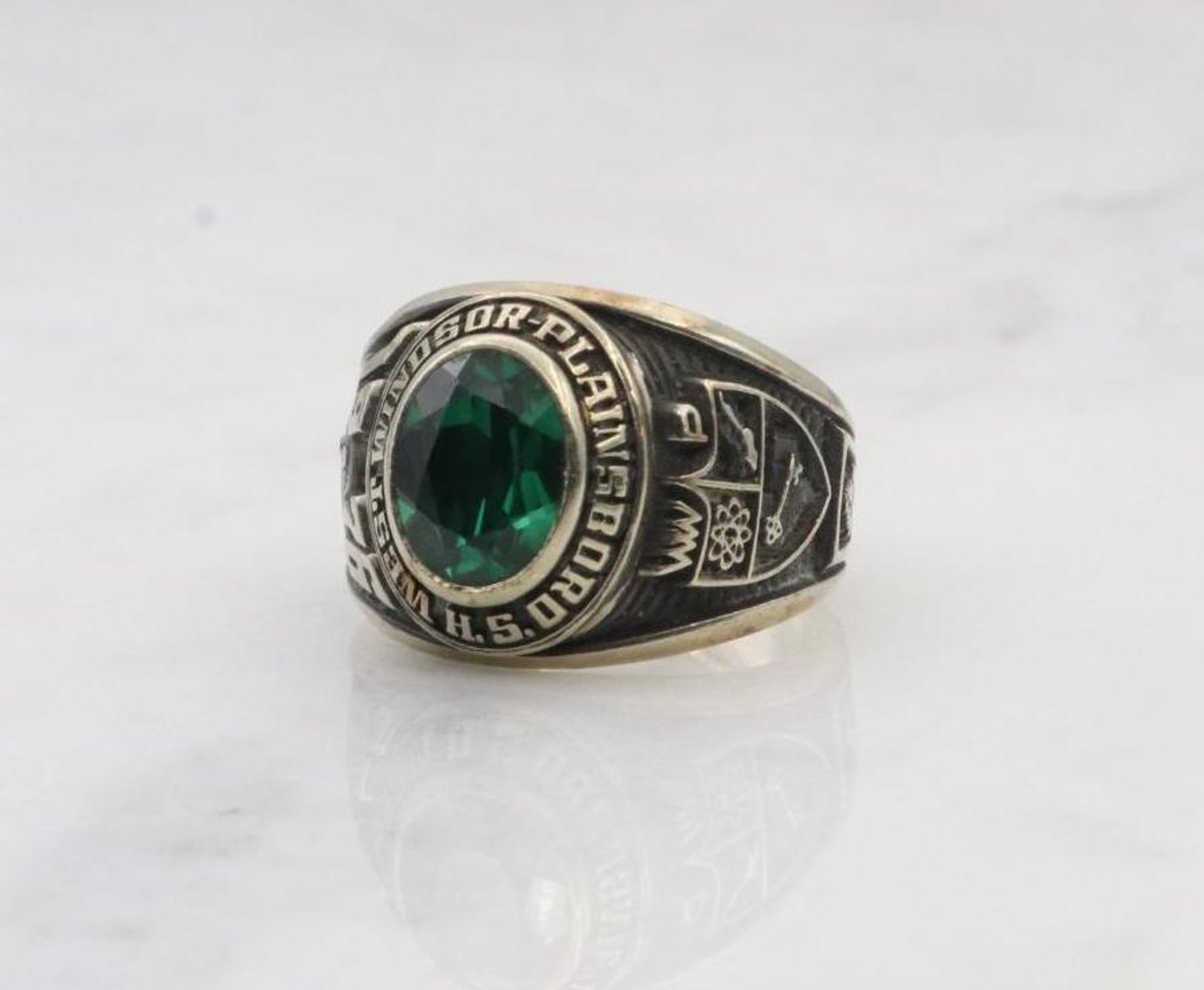 Image for 10KW Gold West Windsor Plainsboro HS 1976 Class Ring