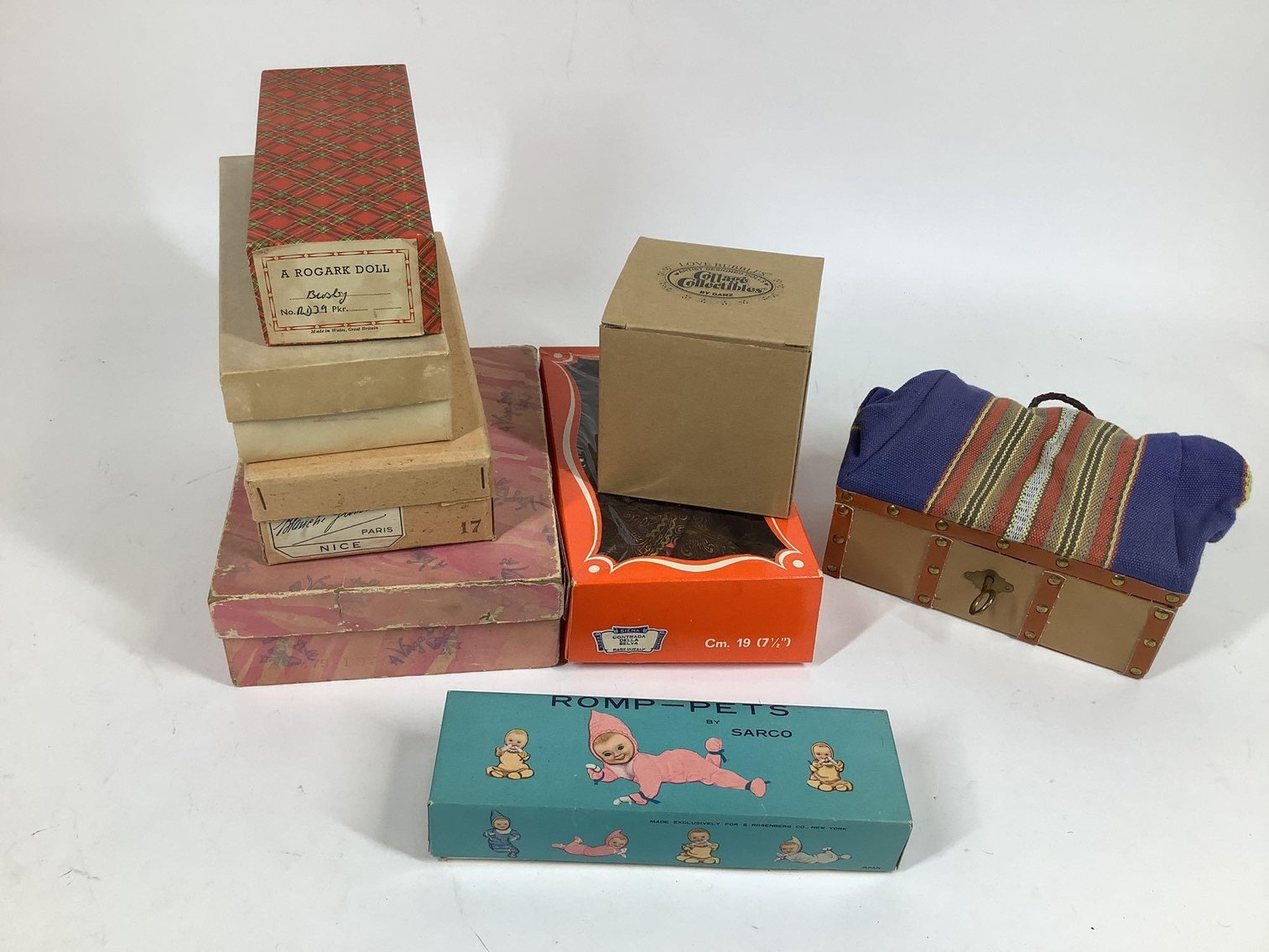 Image for LOT OF DOLLS.