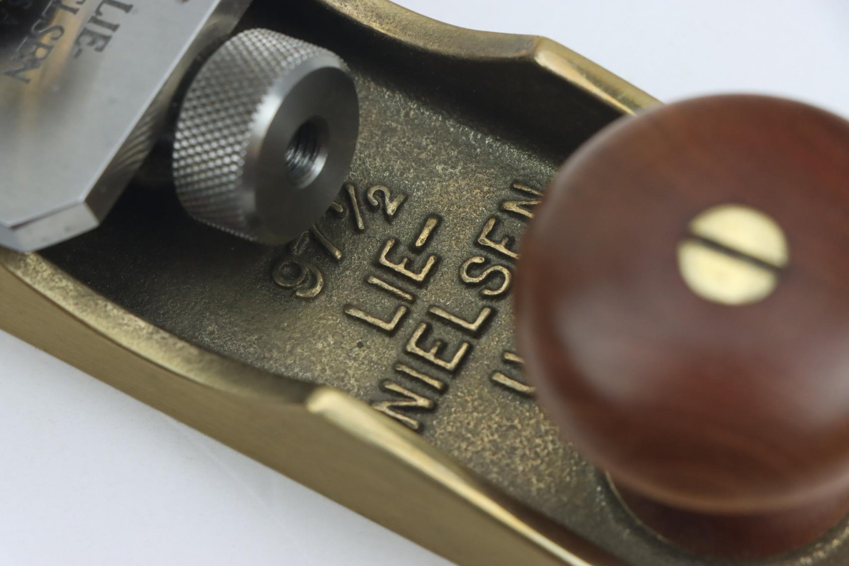 Image for Lie-Nielsen Chisel & Skew Plane