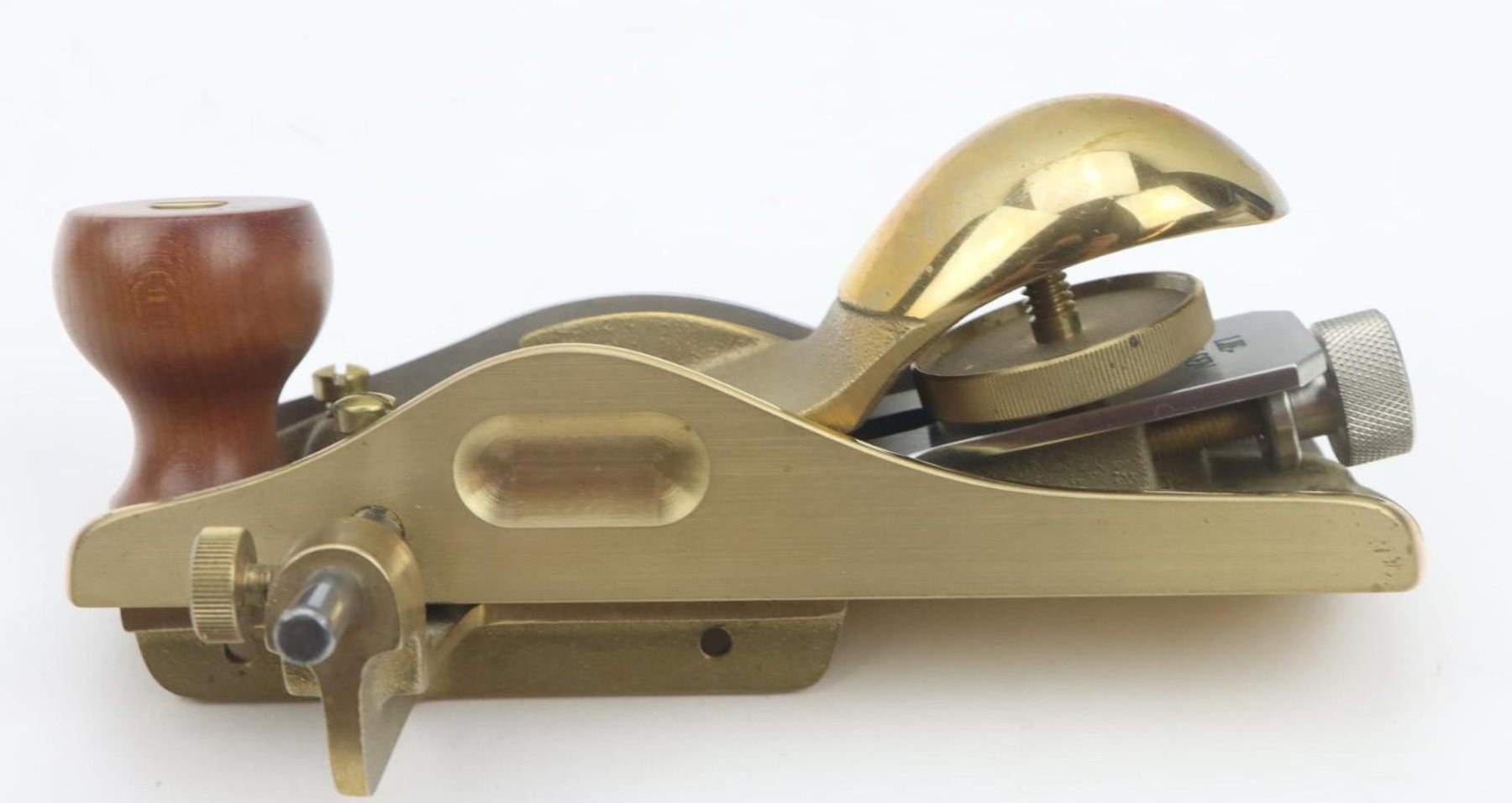 Image for Lie-Nielsen Chisel & Skew Plane