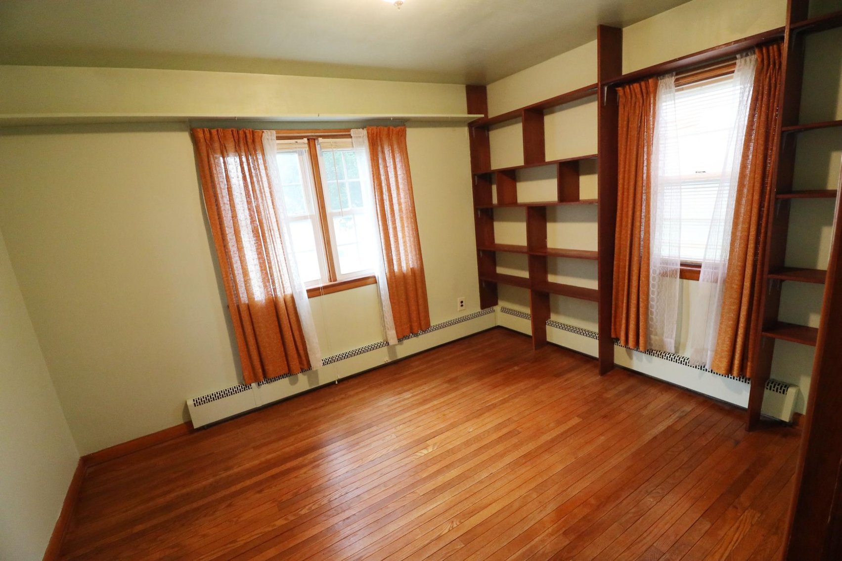 Image for Sold! Real Estate | 141 W. Cherry Ln., Souderton, Pa. 18964 | November 17, 2022 @ 4:00 PM