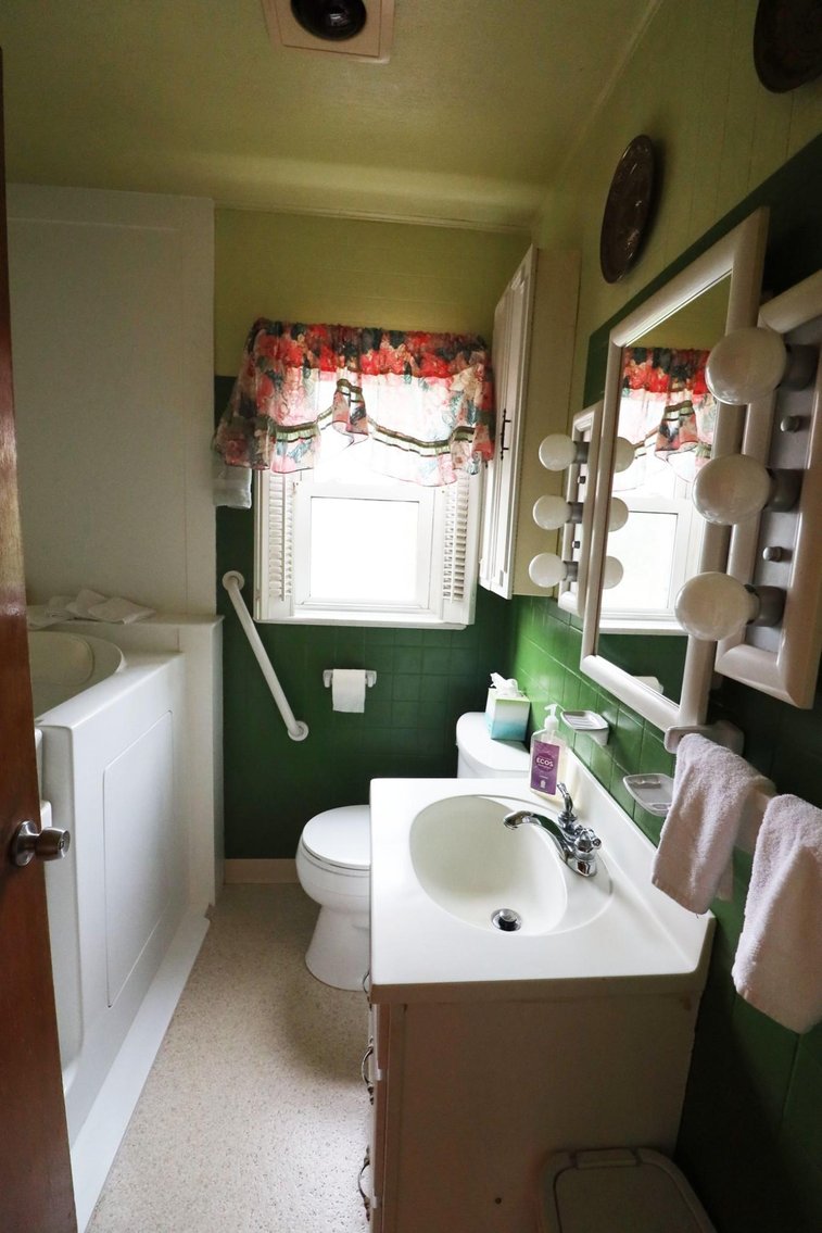 Image for Sold! Real Estate | 141 W. Cherry Ln., Souderton, Pa. 18964 | November 17, 2022 @ 4:00 PM