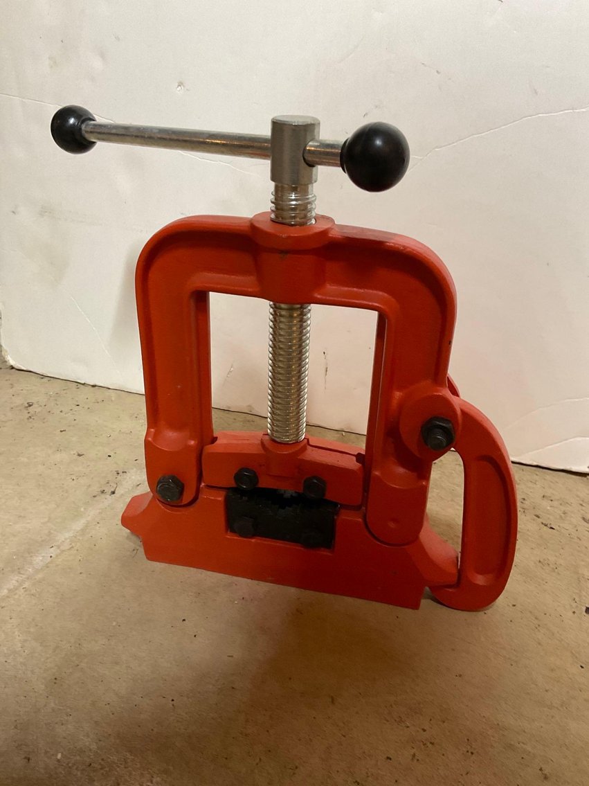 Image for Pipe Vises and Pipe Cutter