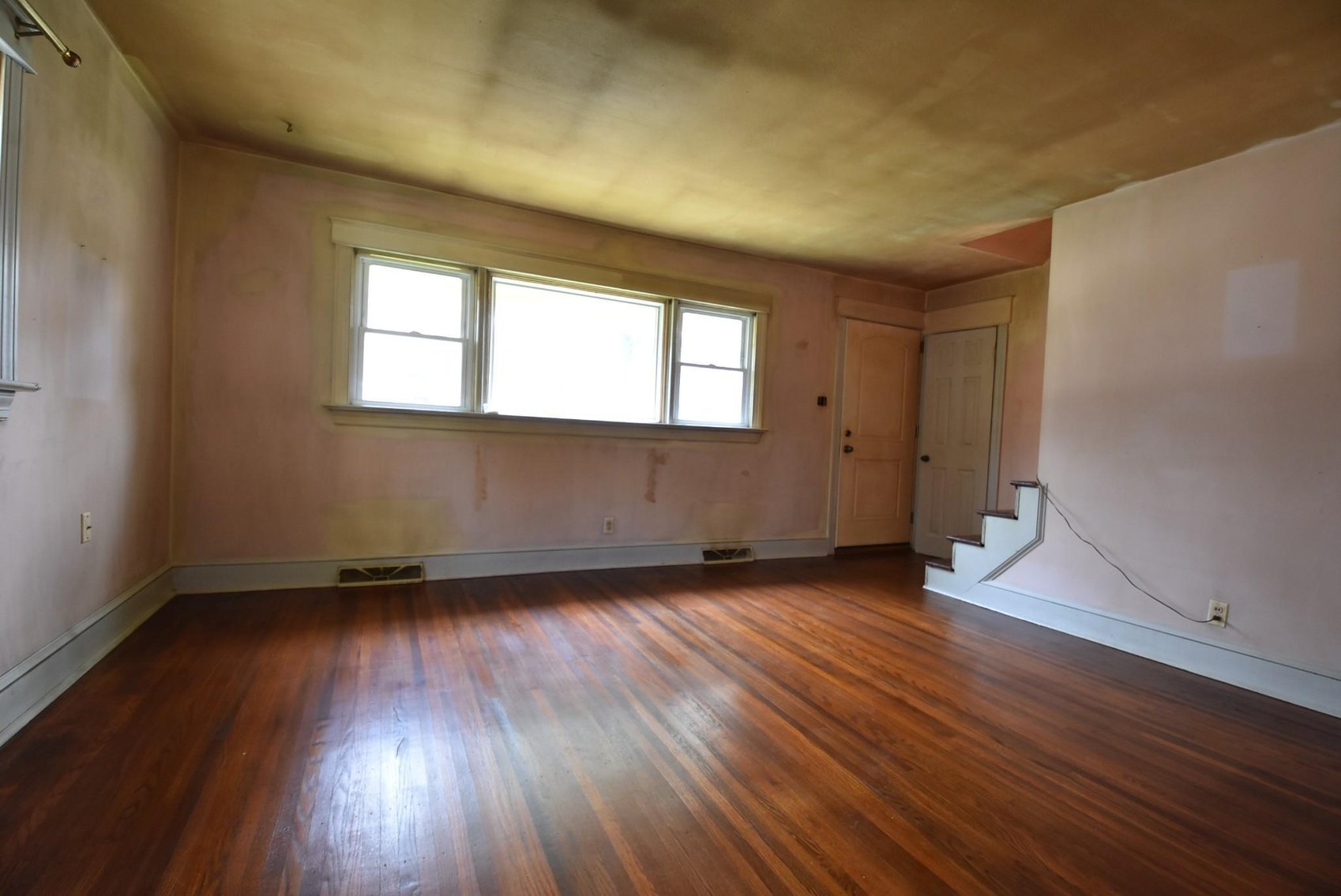 Image for Sold! Real Estate | 409 Brookside Ave., Ambler, Pa. 19002 | June 29, 2023 at 4:00 PM