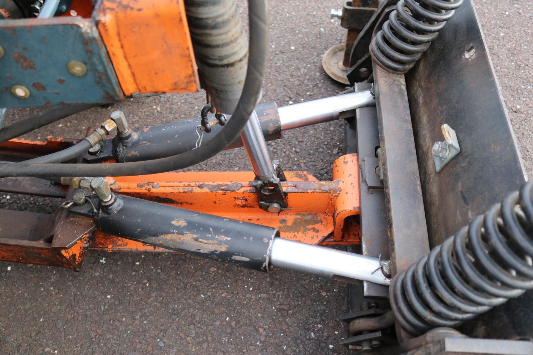 Image for 1982 Kubota B6100 HST 4WD Tractor