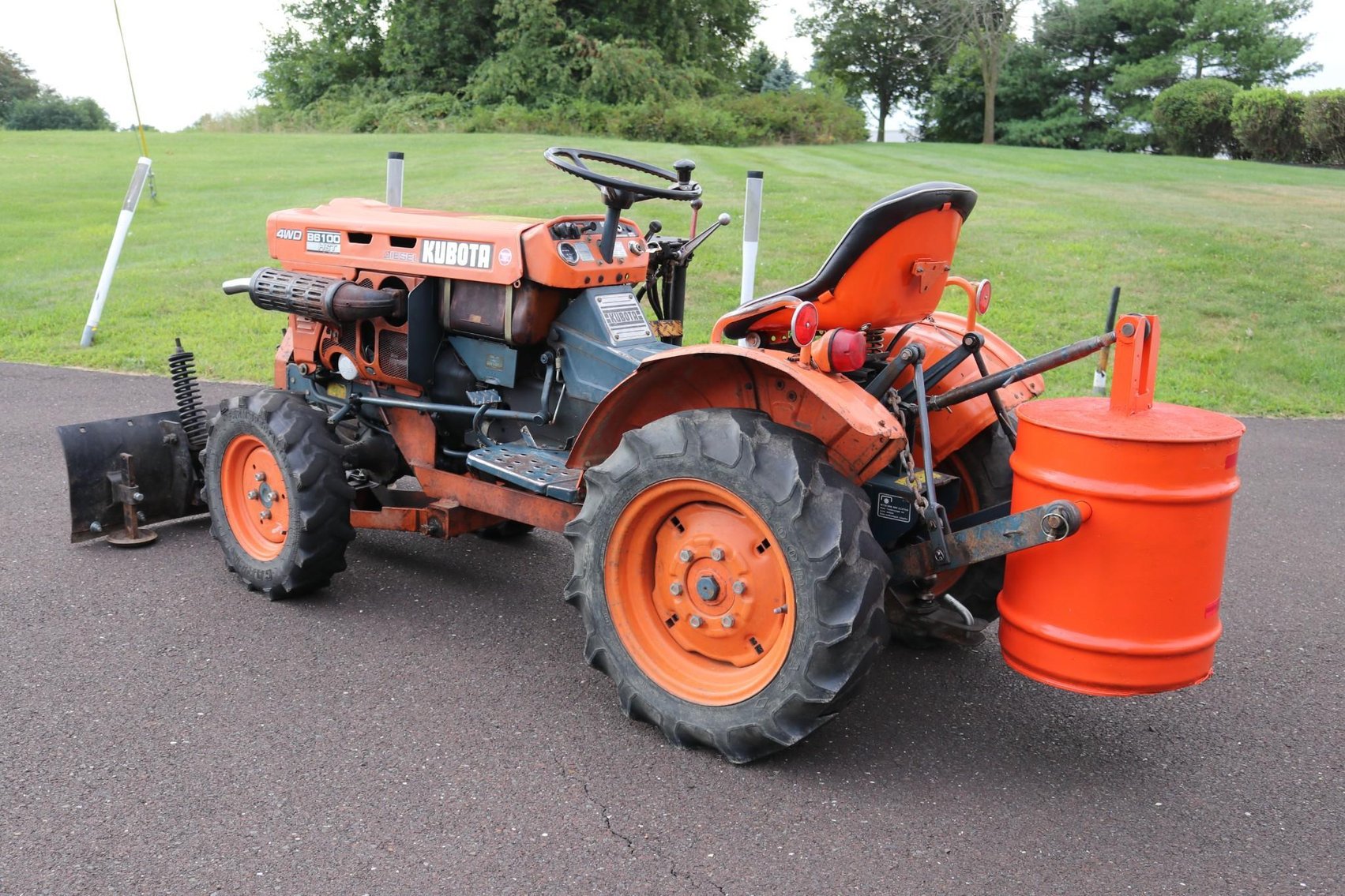 Image for 1982 Kubota B6100 HST 4WD Tractor