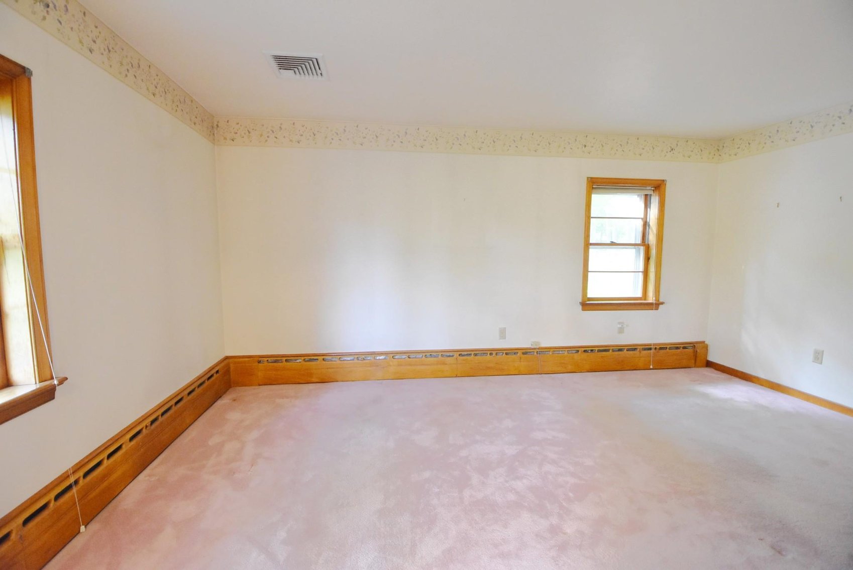 Image for Sold! Real Estate Auction | 146 S. Schultz Rd. Telford, PA 18969 | July 18, 2024 at 4:00 PM