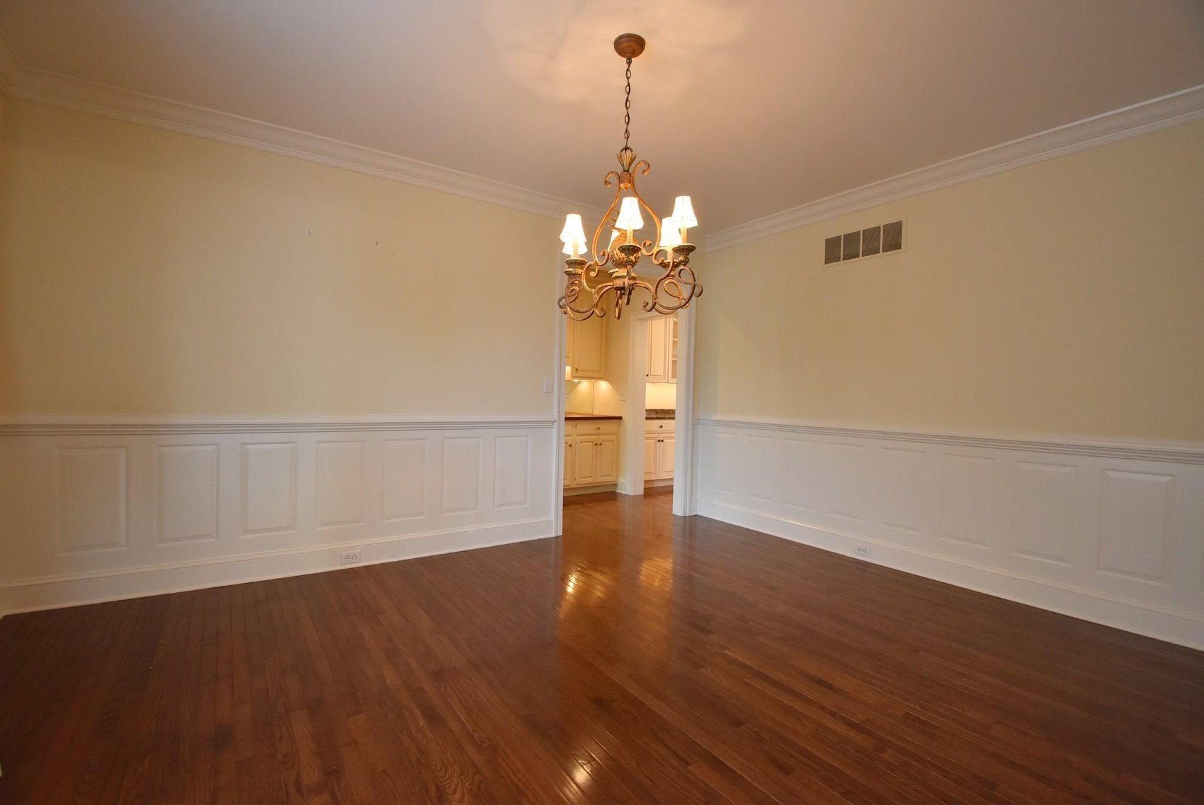 Image for Sold! Real Estate for Auction | 323 Applebrook Rd., Malvern, Pa. 19355 | October 29, 2024 at 4:00 PM