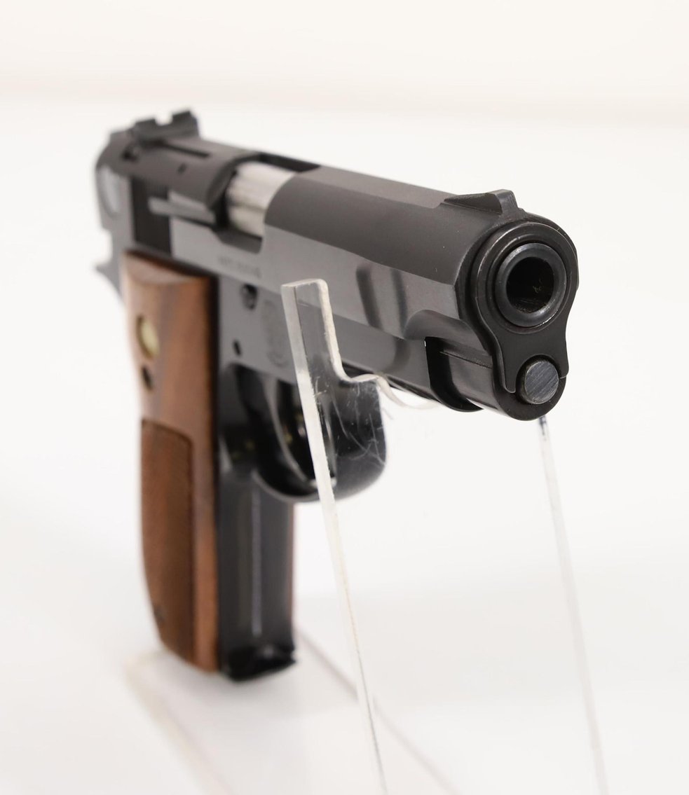 Image for Smith & Wesson 39-2 Semi Automatic Pistol