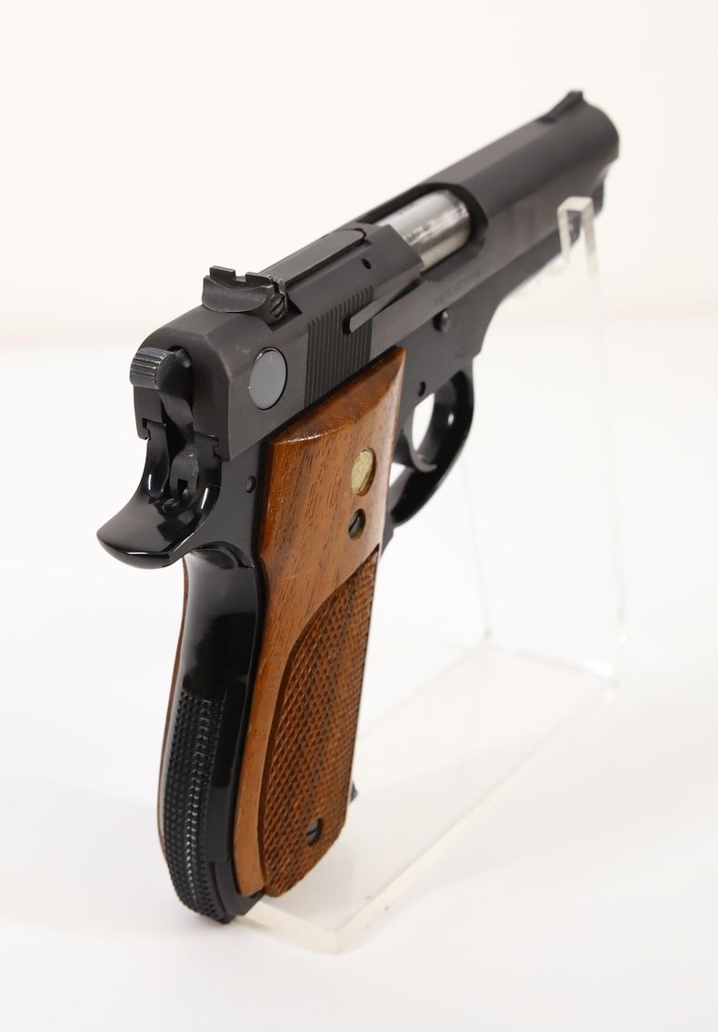 Image for Smith & Wesson 39-2 Semi Automatic Pistol