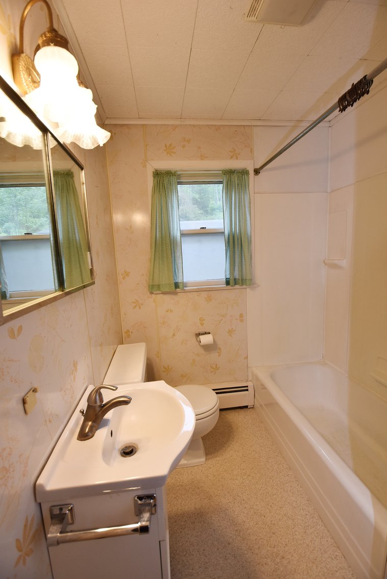 Image for Sold! Real Estate For Auction | 890 Eichele Rd., Perkiomenville, PA 18074 | July 15, 2025 at 4:00 PM