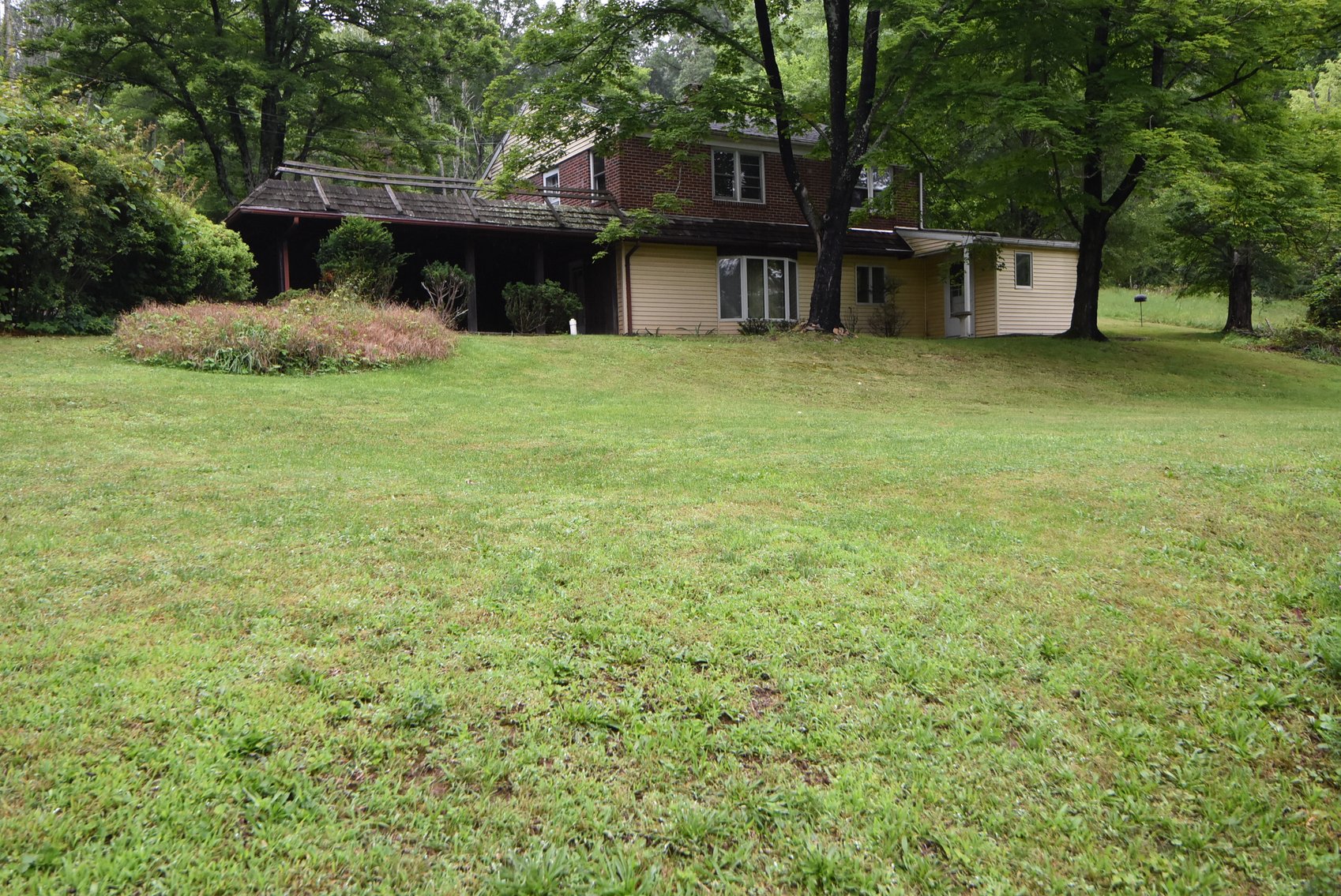 Image for Sold! Real Estate For Auction | 890 Eichele Rd., Perkiomenville, PA 18074 | July 15, 2025 at 4:00 PM
