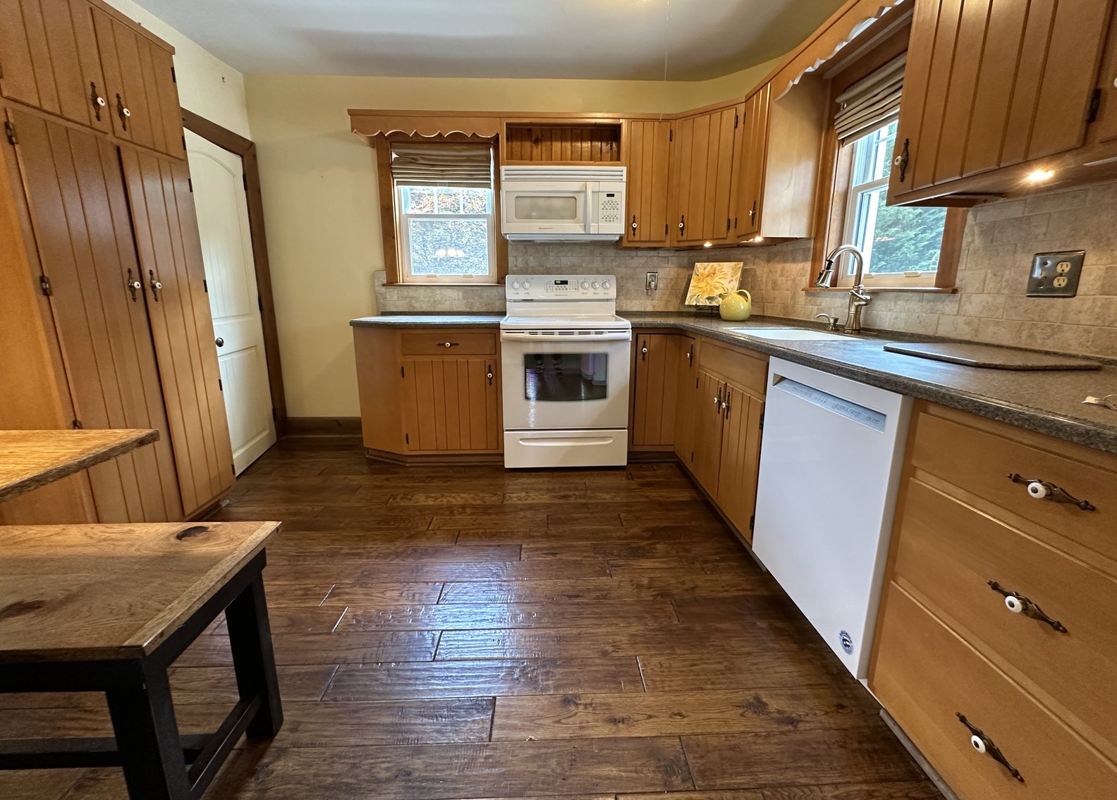 Image for Sold! Real Estate For Sale | 206 Chestnut Lane, North Wales, PA 19454