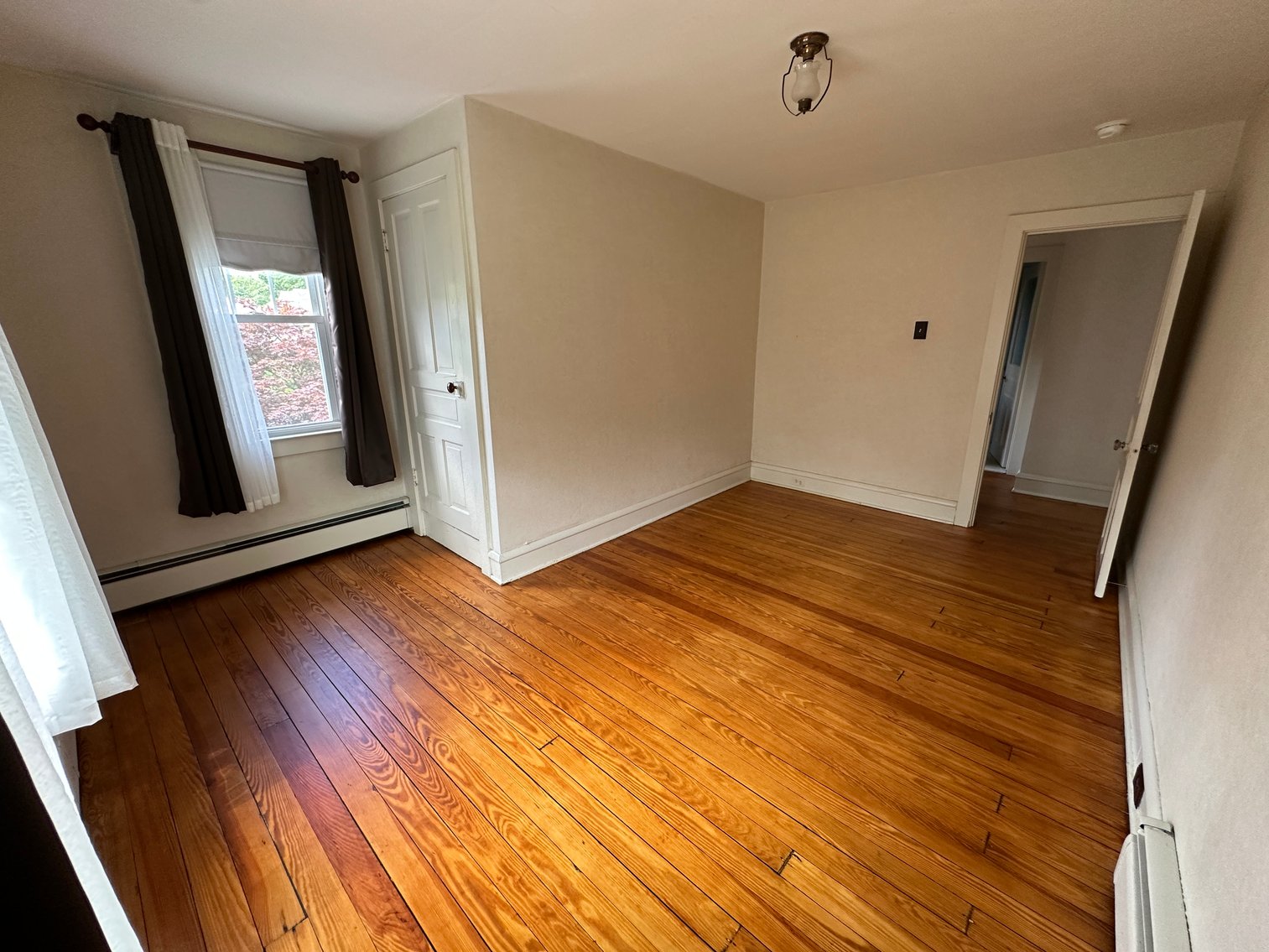 Image for Sold! Real Estate For Sale | 206 Chestnut Lane, North Wales, PA 19454