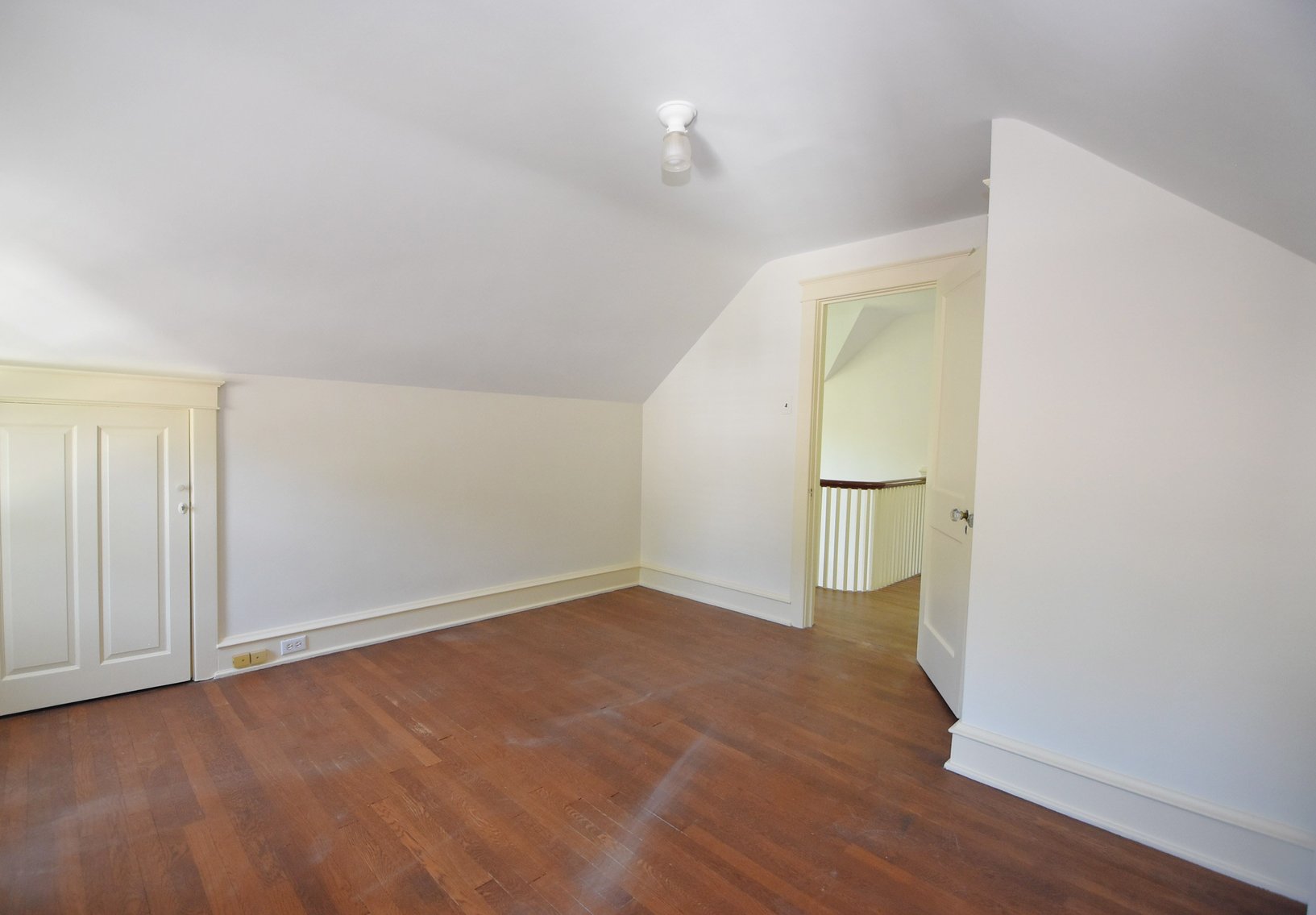 Image for Sold! Real Estate For Auction | 19 Farm Road, Wayne, PA 19087 | July 17, 2025 at 4:00 PM