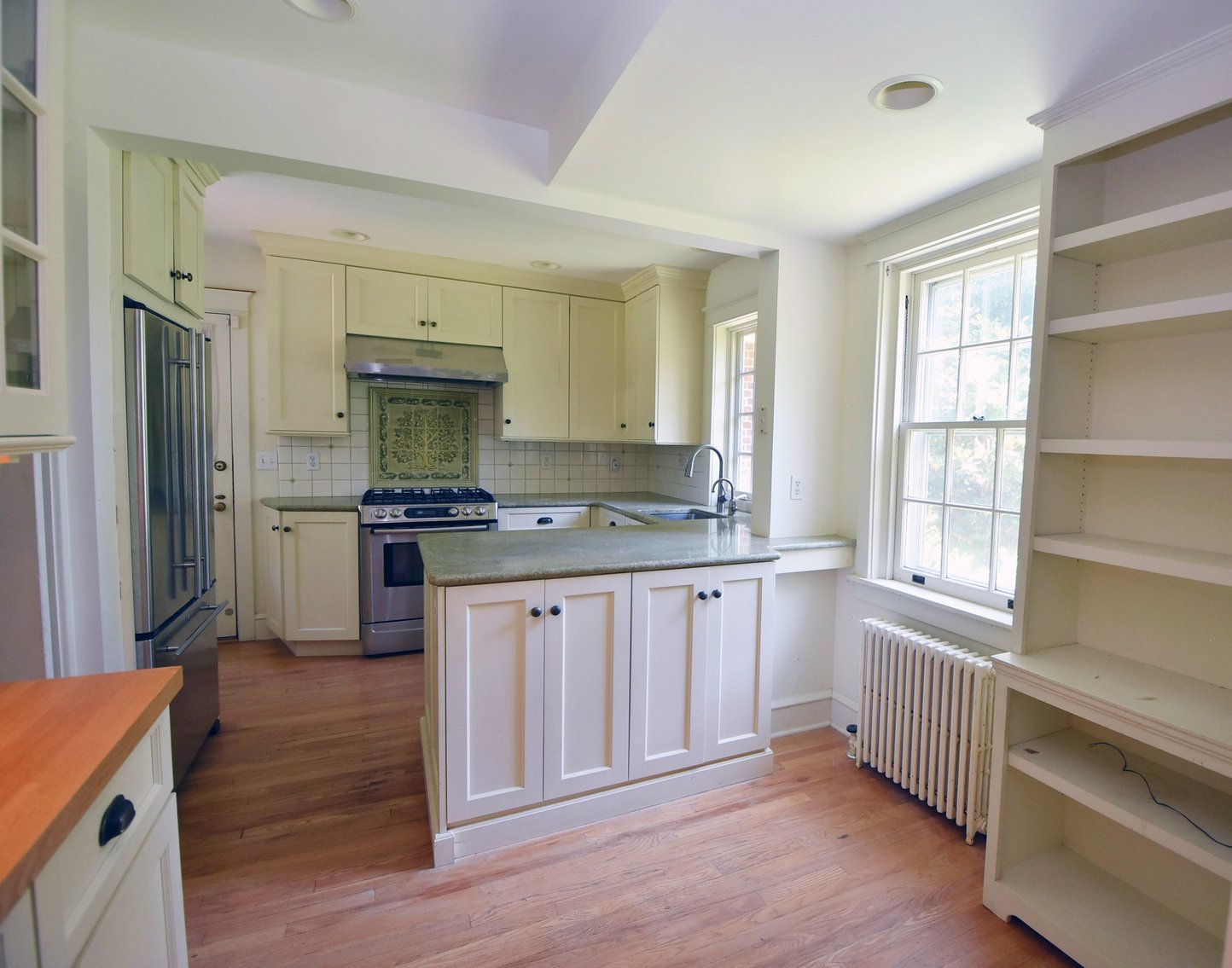 Image for Sold! Real Estate For Auction | 19 Farm Road, Wayne, PA 19087 | July 17, 2025 at 4:00 PM