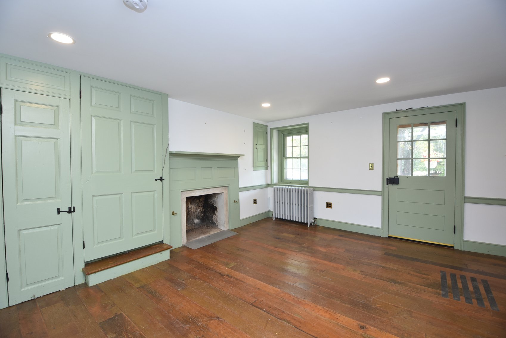 Image for Sold! Real Estate For Auction | 210 Buckwalter Road, Phoenixville, PA 19460 | November 13, 2025 at 4:00 PM