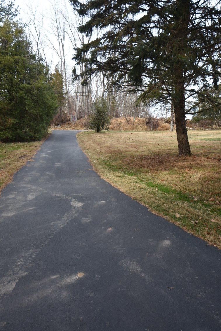 Image for Sold! Real Estate For Auction | 3288 Slifer Valley Rd, Riegelsville, PA 18077 | January 8, 2026 at 4:00 PM