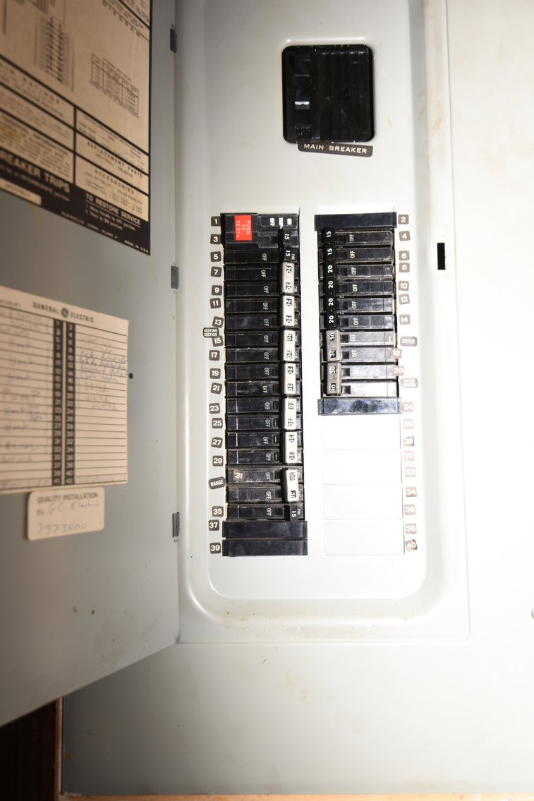 Image for Sold! Real Estate For Auction | 3288 Slifer Valley Rd, Riegelsville, PA 18077 | January 8, 2026 at 4:00 PM