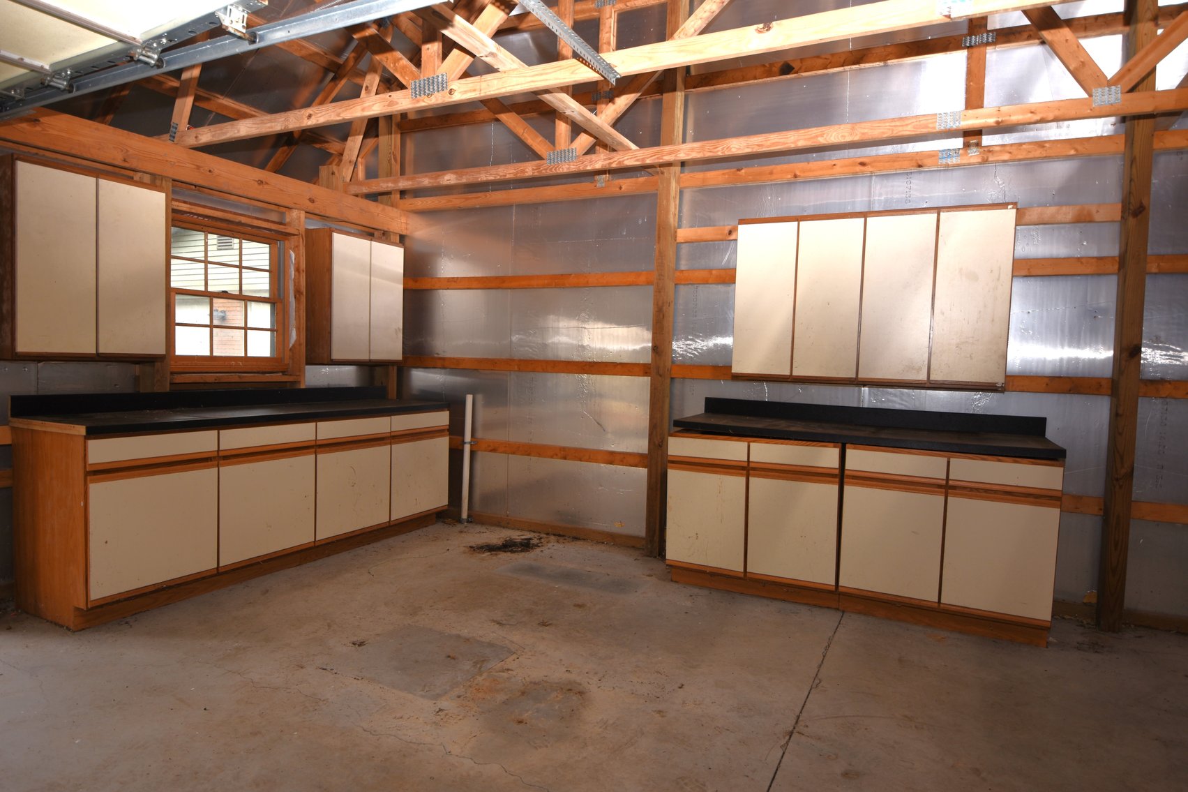 Image for Sold! Real Estate For Auction | 3288 Slifer Valley Rd, Riegelsville, PA 18077 | January 8, 2026 at 4:00 PM