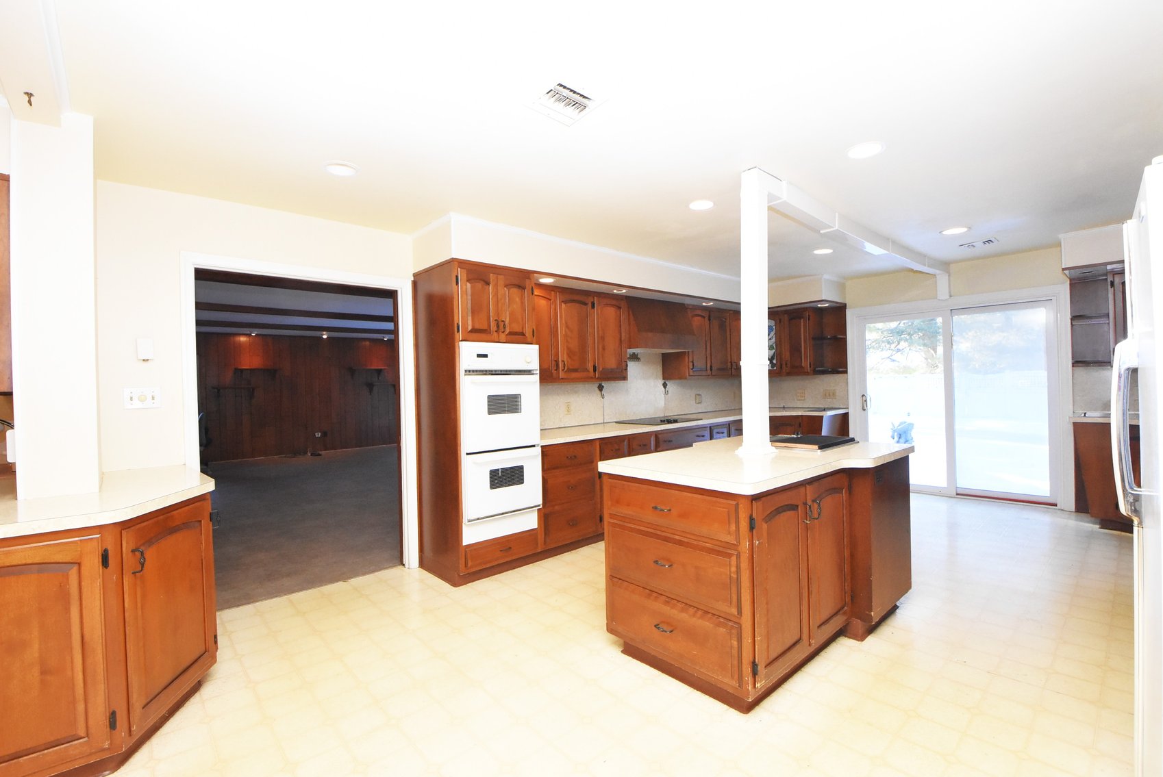 Image for Sold! Real Estate For Auction | 1850 Briarcliff Terrace, Allentown, PA 18103 | March 26, 2026 at 4:00 PM