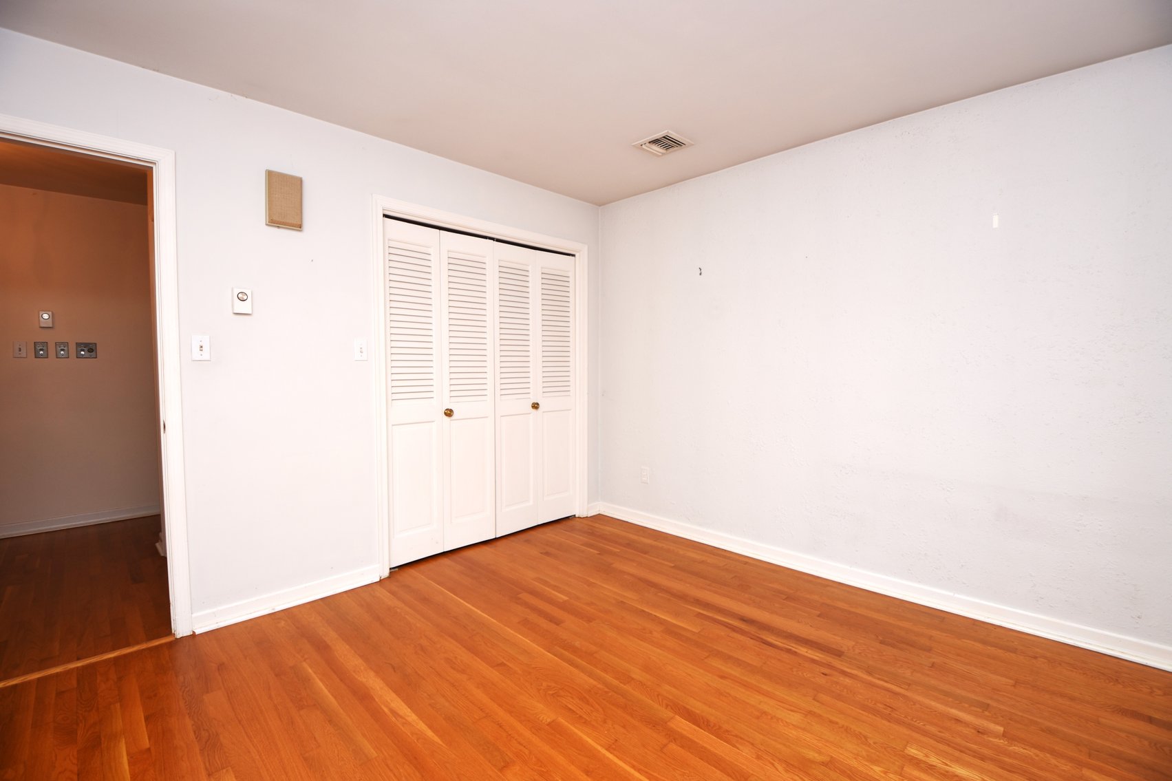 Image for Sold! Real Estate For Auction | 1850 Briarcliff Terrace, Allentown, PA 18103 | March 26, 2026 at 4:00 PM