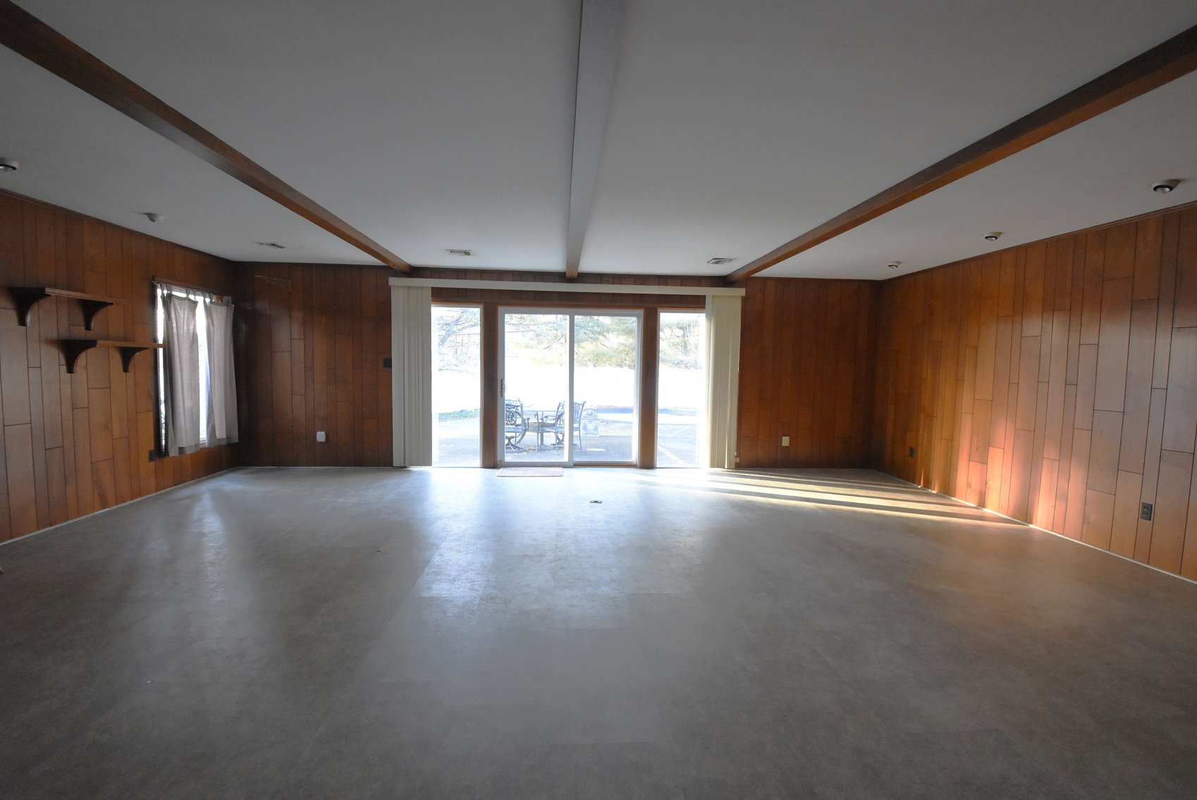 Image for Sold! Real Estate For Auction | 1850 Briarcliff Terrace, Allentown, PA 18103 | March 26, 2026 at 4:00 PM