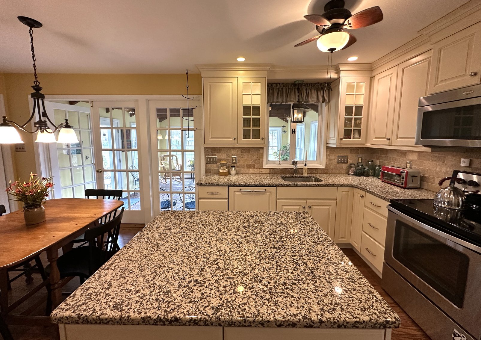 Image for Sale Pending | Real Estate For Sale | 613 Shearer Street, North Wales, PA 19454