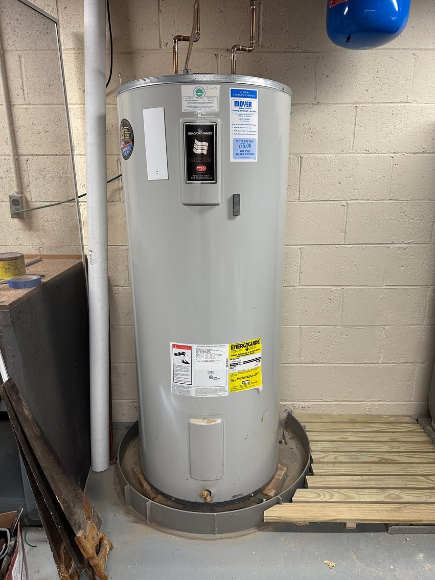 Image for Sale Pending | Real Estate For Sale | 613 Shearer Street, North Wales, PA 19454