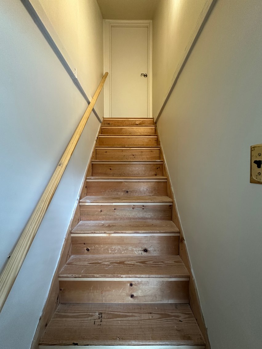 Image for Sale Pending | Real Estate For Sale | 613 Shearer Street, North Wales, PA 19454