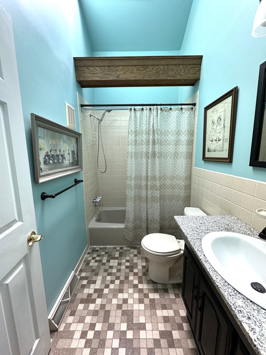 Image for Sale Pending | Real Estate For Sale | 613 Shearer Street, North Wales, PA 19454