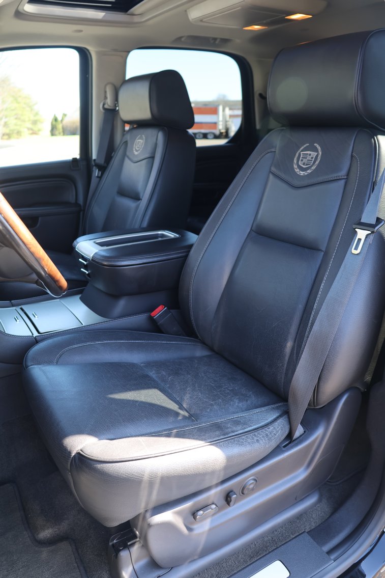 Image for 2013 Cadillac Escalade