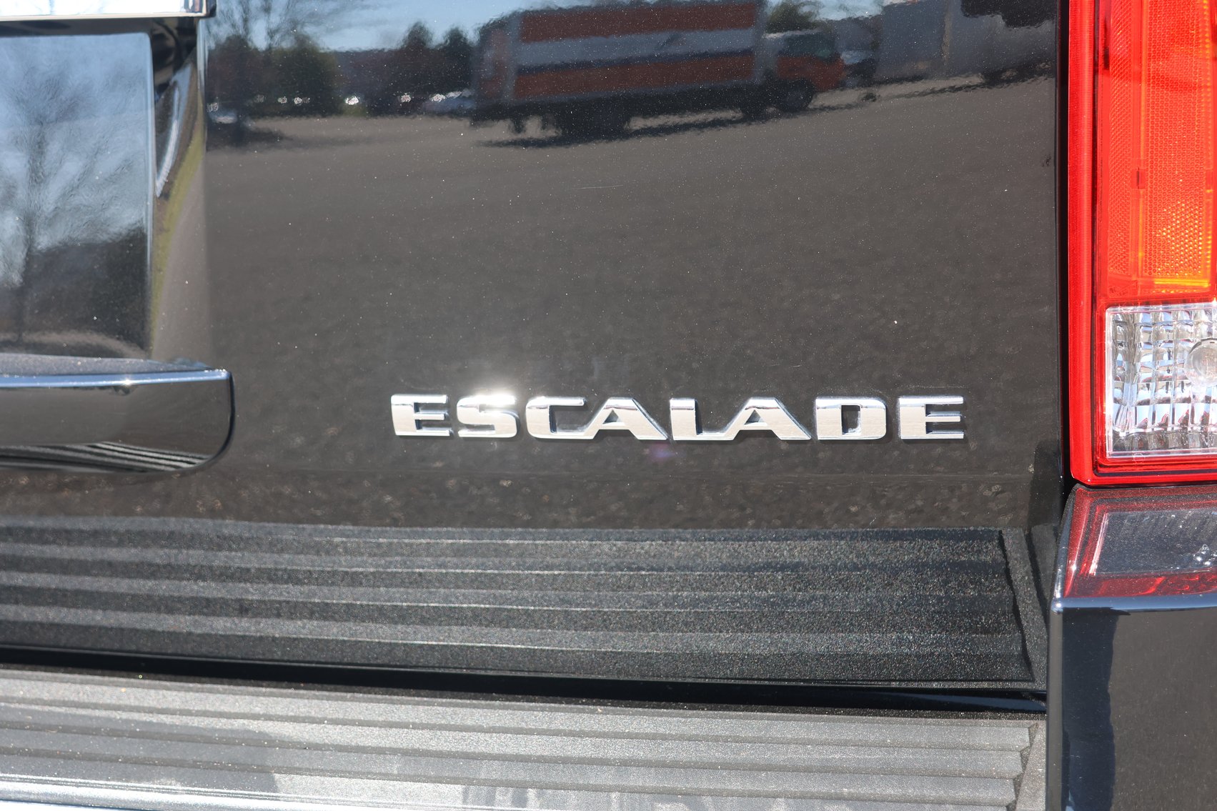 Image for 2013 Cadillac Escalade