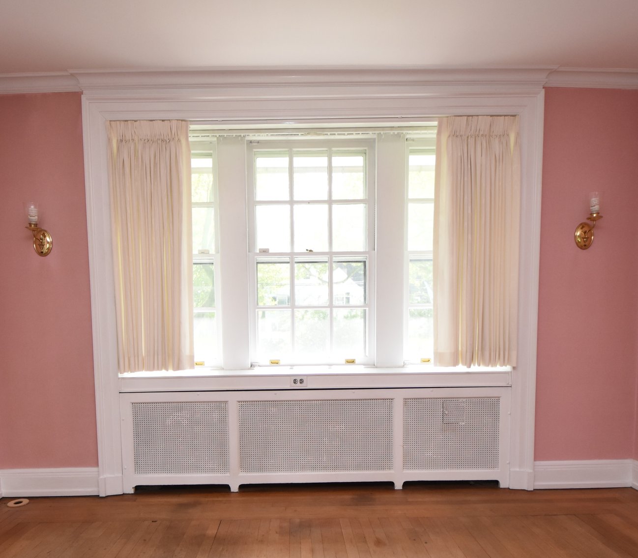 Image for Real Estate For Auction | 105 E. Logan Street, Norristown, PA 19401 | May 19, 2026 at 4:00 PM