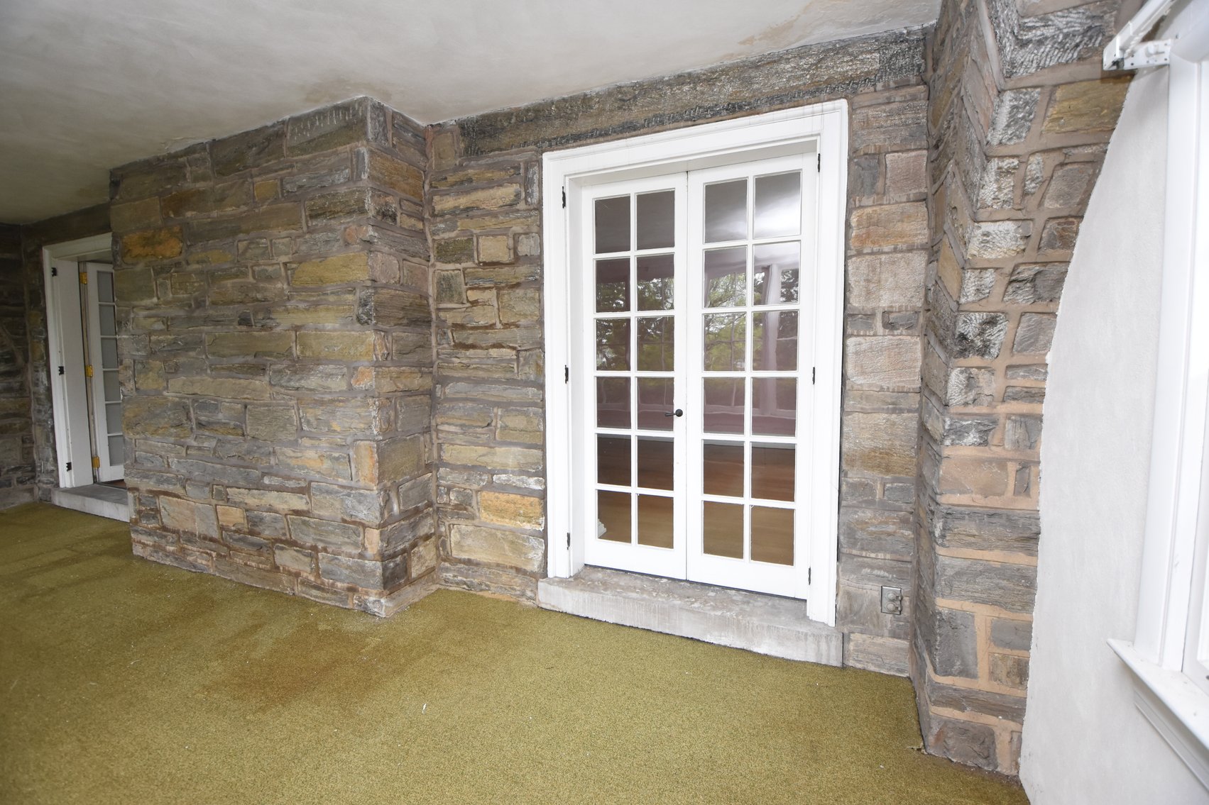 Image for Real Estate For Auction | 105 E. Logan Street, Norristown, PA 19401 | May 19, 2026 at 4:00 PM