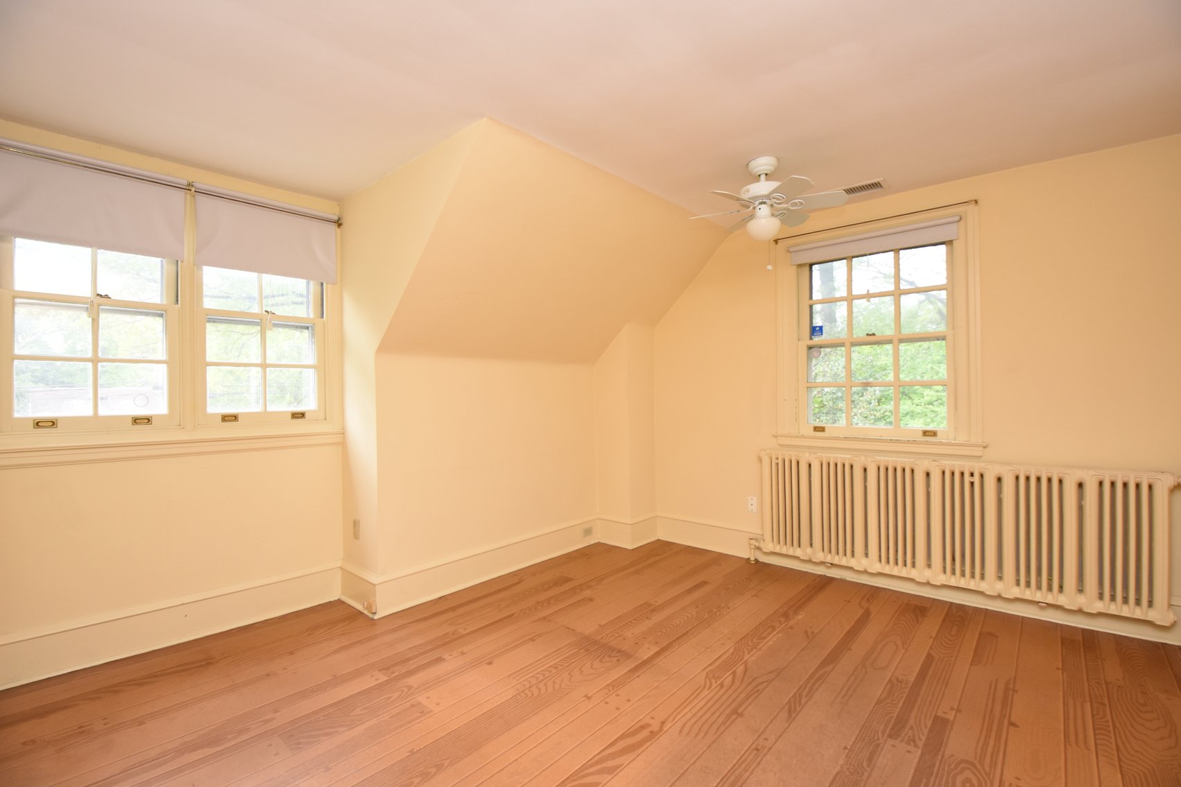 Image for Real Estate For Auction | 105 E. Logan Street, Norristown, PA 19401 | May 19, 2026 at 4:00 PM