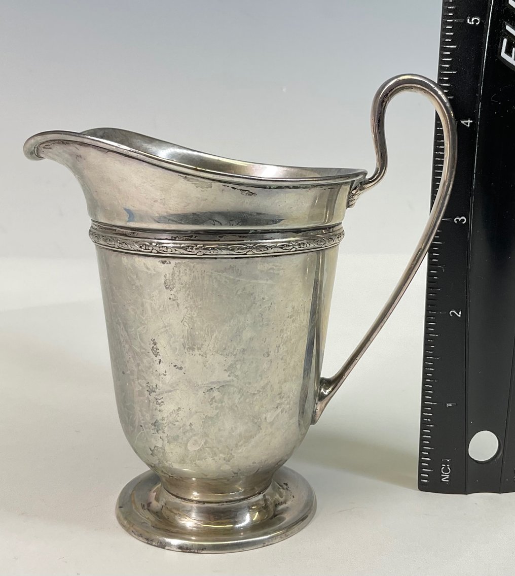 Image for International Sterling Silver Creamer and Sugar