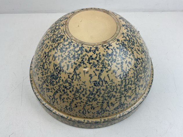 Image for Roseville Spongeware Bowl