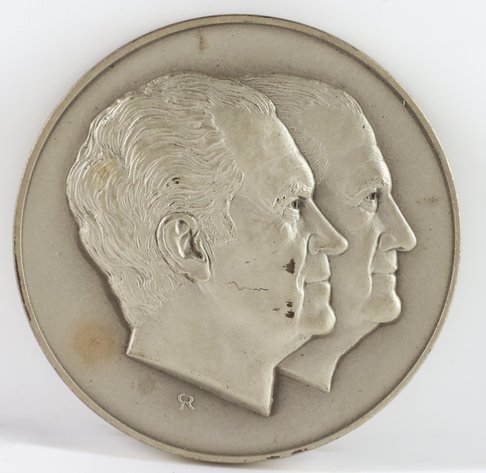 Image for Franklin Mint Sterling Silver Nixon Inaugural Medal