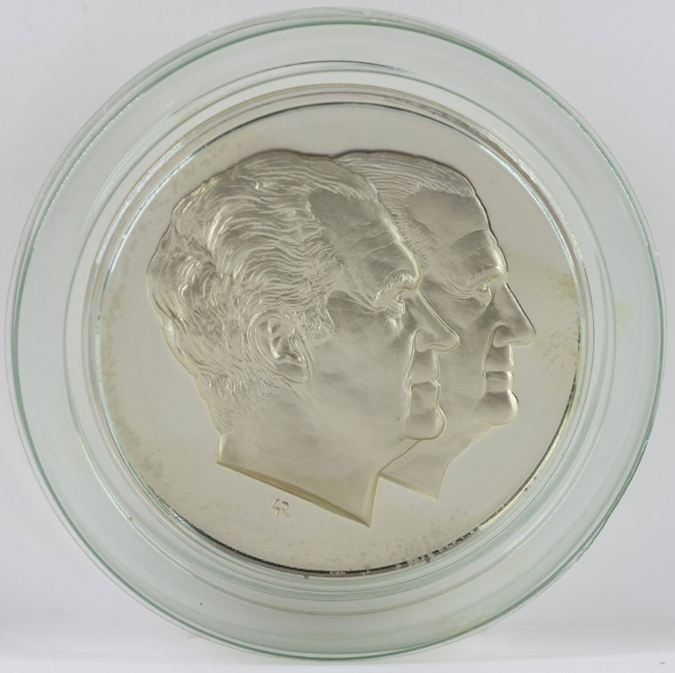 Image for Franklin Mint Sterling Silver Nixon Inaugural Medal
